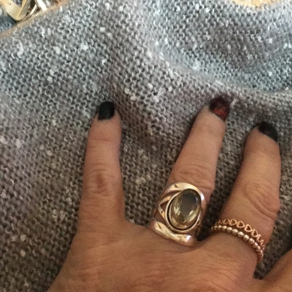 Sterling silver ring - Picture 2 of 4